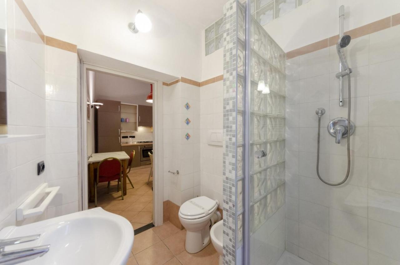 Joivy Warm Family Flat For 9, Near Porto Antico Apartman Genova Kültér fotó